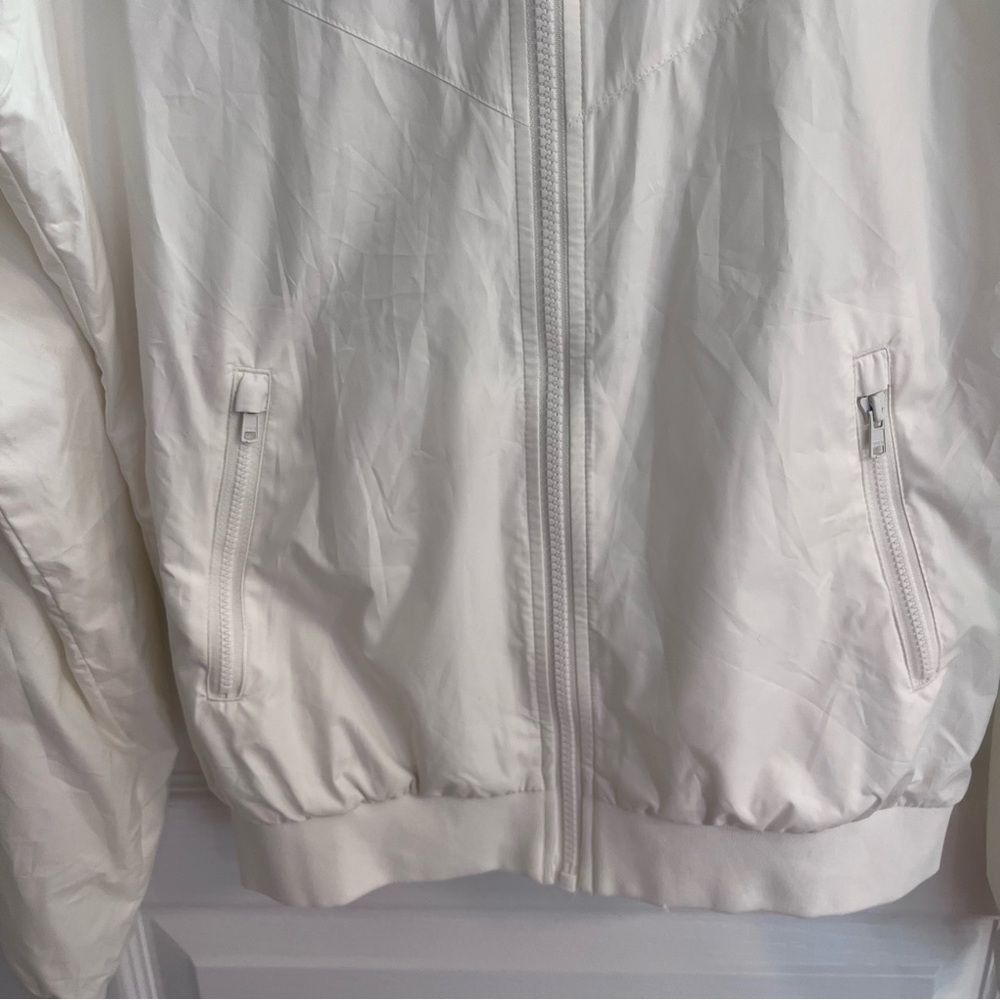 Nike Windrunner White Black Full Zip Up Lightweight Hooded Jacket Small - Picture 3 of 13